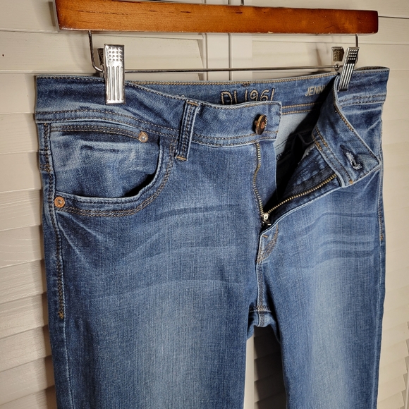 DL1961 Jennifer High Rise Bootcut Jeans in Madison Sz 30 EUC - Picture 4 of 11